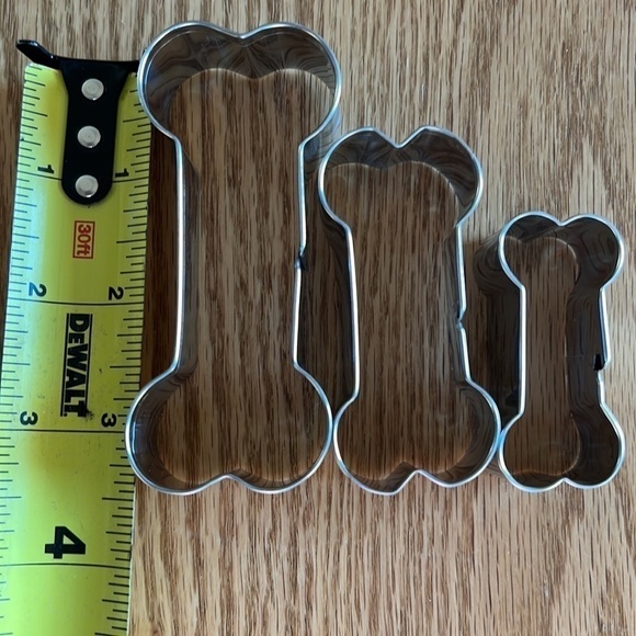 FOX RUN DOG BONE STAINLESS STEEL COOKIE CUTTER SET - Picture 4 of 5